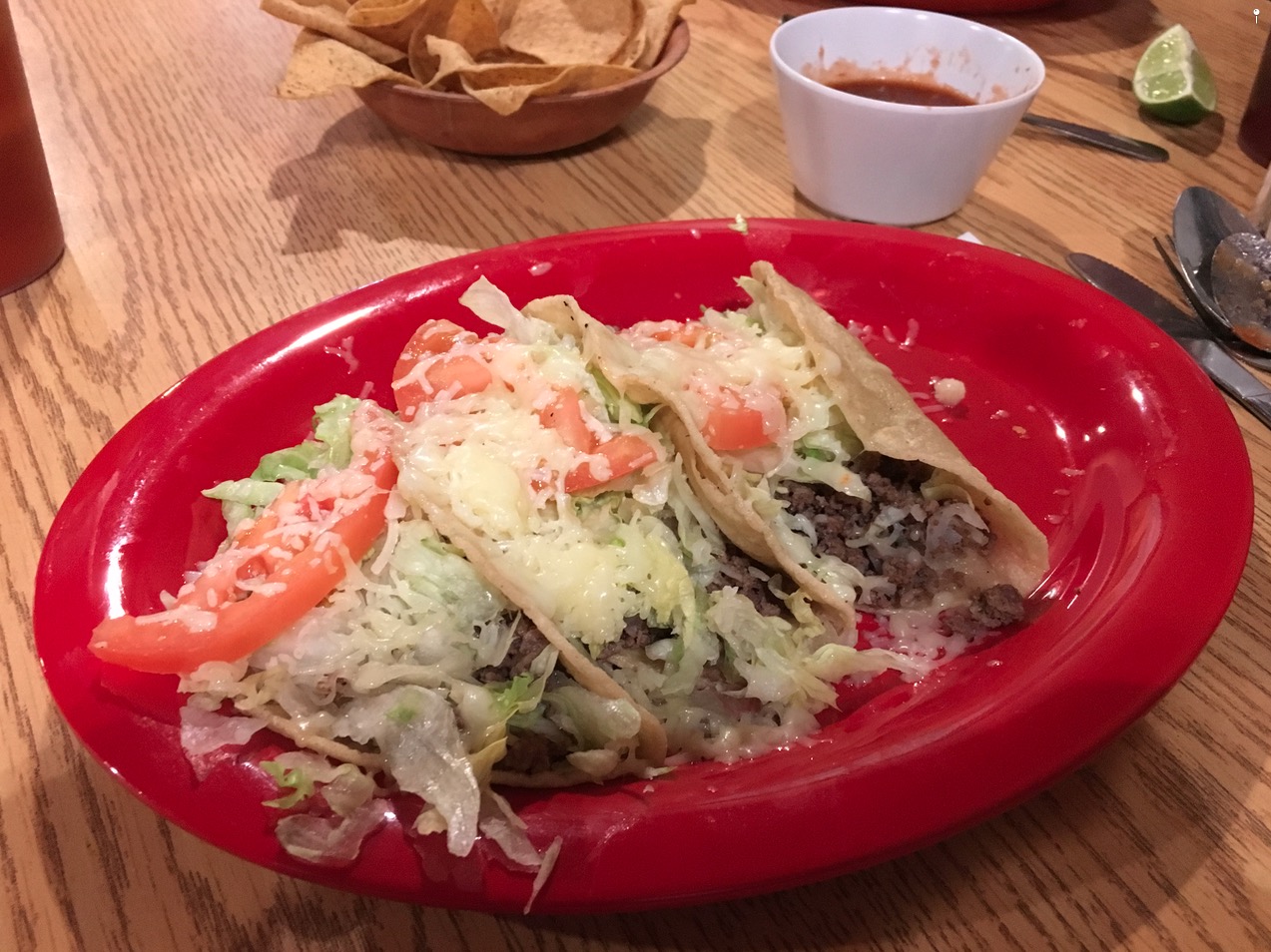 Chopes Bar and Cafe - Image 1