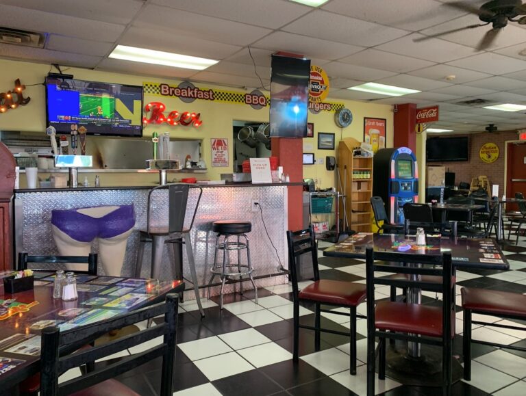 Dicks Cafe in Las Cruces